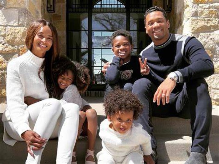 Andrew Luck's Children: Meet the Family of the Retired NFL Star