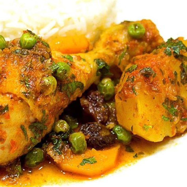Delicious Journey into Estofado de Pollo Peruano
