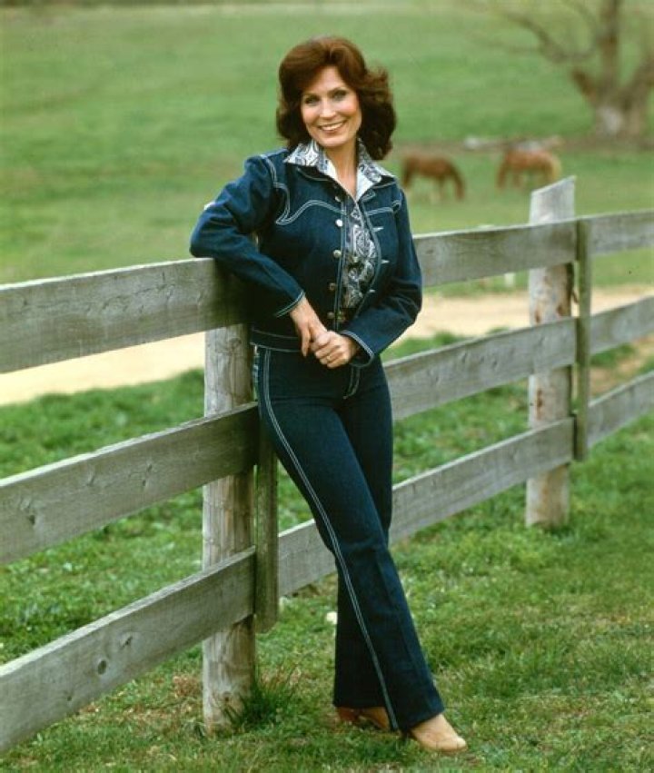 Discover Rare and Unseen Young Loretta Lynn Pictures