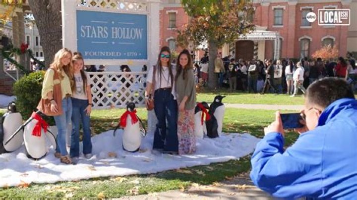 Discovering Luke from Gilmore Girls: The Heart and Soul of Stars Hollow