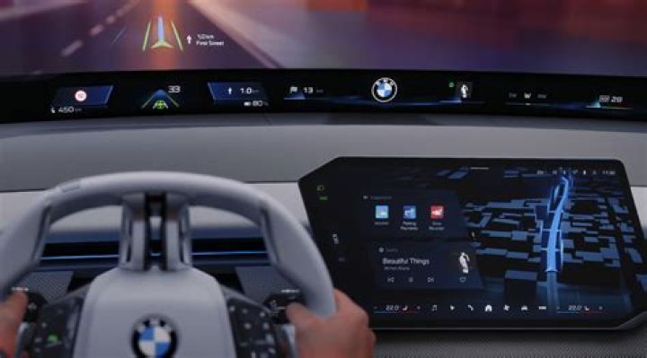 Exploring iDrive AR: Revolutionizing the Automotive Experience