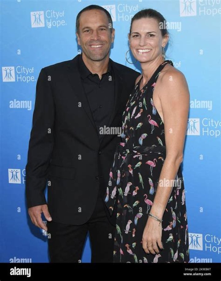 Exploring the Lives of Jack Johnson's Parents: A Deep Dive into Their Influence and Legacy