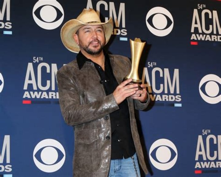 How Old is Jason Aldean? A Deep Dive into the Life of the Country Star
