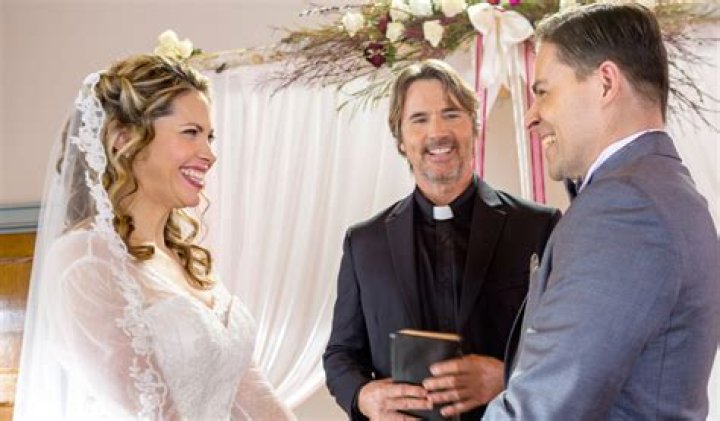 Is Pascale Hutton Married in Real Life? Find Out Here