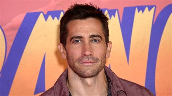 Jake Gyllenhaal Height: Everything You Need to Know About the Actor's Stature