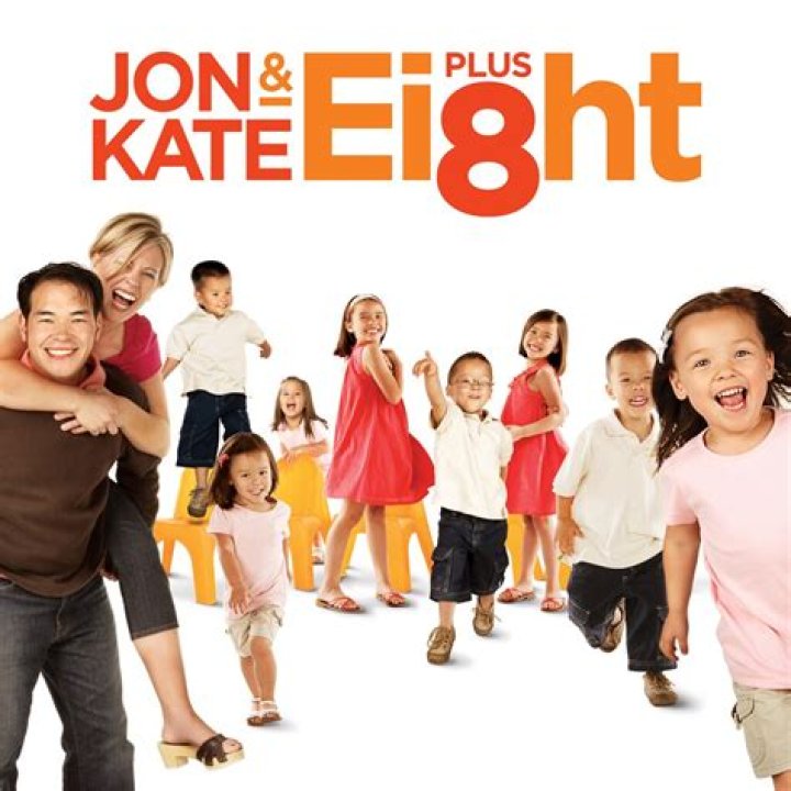 Kate and Jon Plus Eight: The Journey of a Family Through Fame and Challenges
