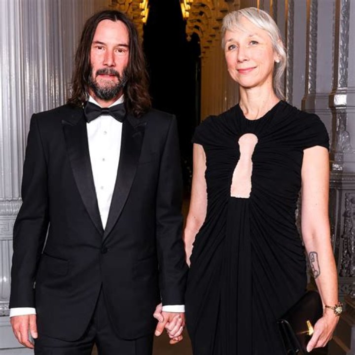 Keanu Reeves - Who's His Wife? The Untold Truth