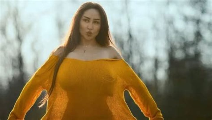 Louisa Khovanski: The Rise of a Social Media Sensation