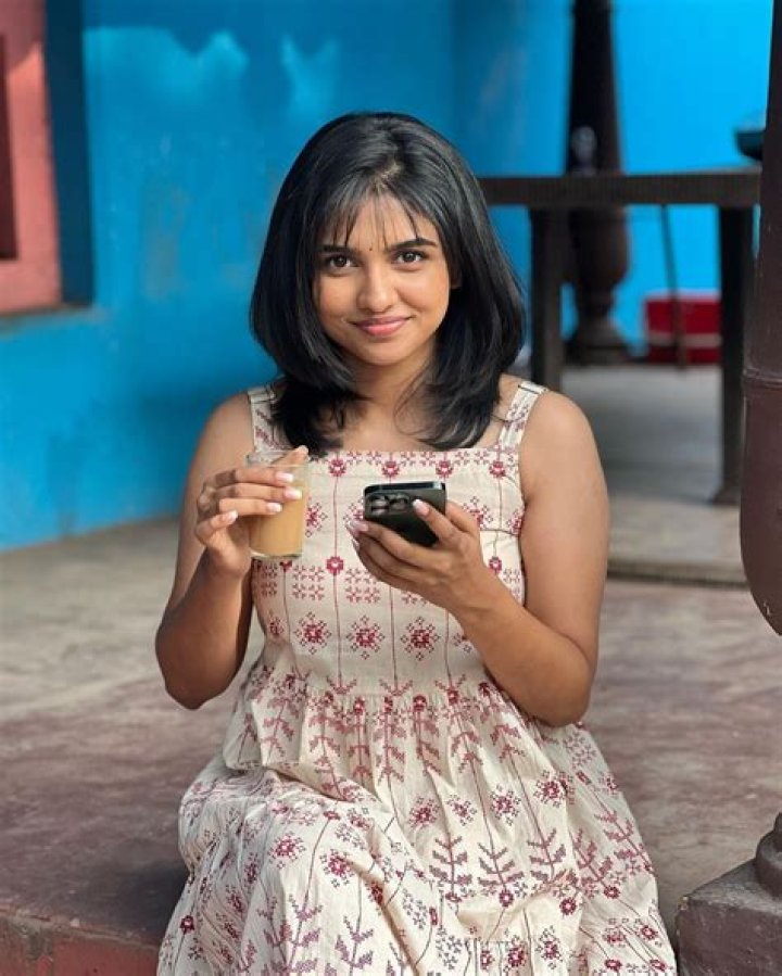 Mamitha Baiju: The Rise of a Social Media Sensation