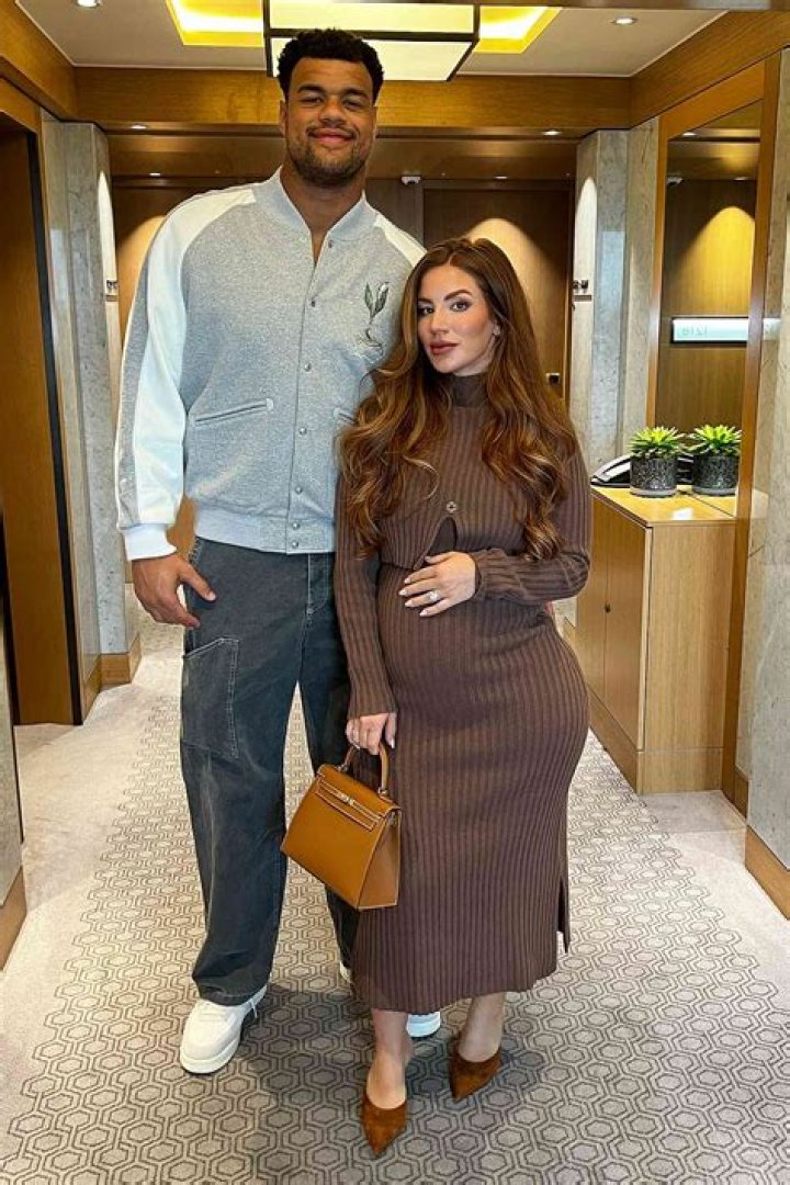 Meet Arik Armstead's Wife: Uncovering the Love Story Behind the NFL Star