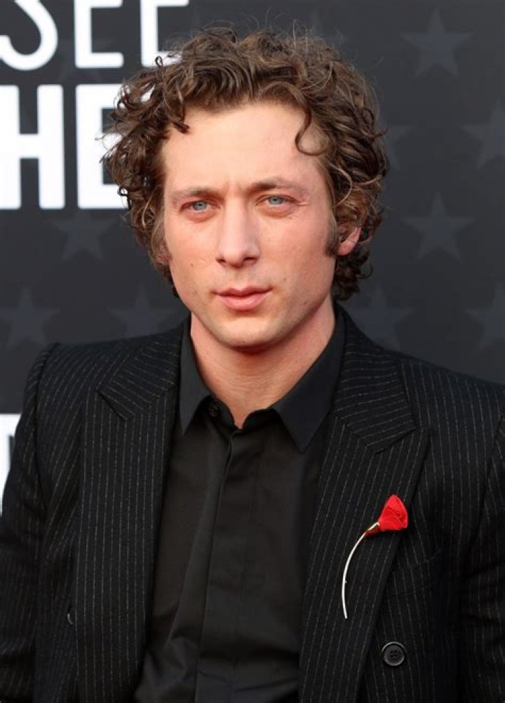 Mesmerizing Male Actors with Unforgettable Curly Coifs