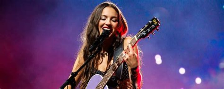 MrFake: The Fascinating Journey of Olivia Rodrigo and Her Impact on the Music Industry