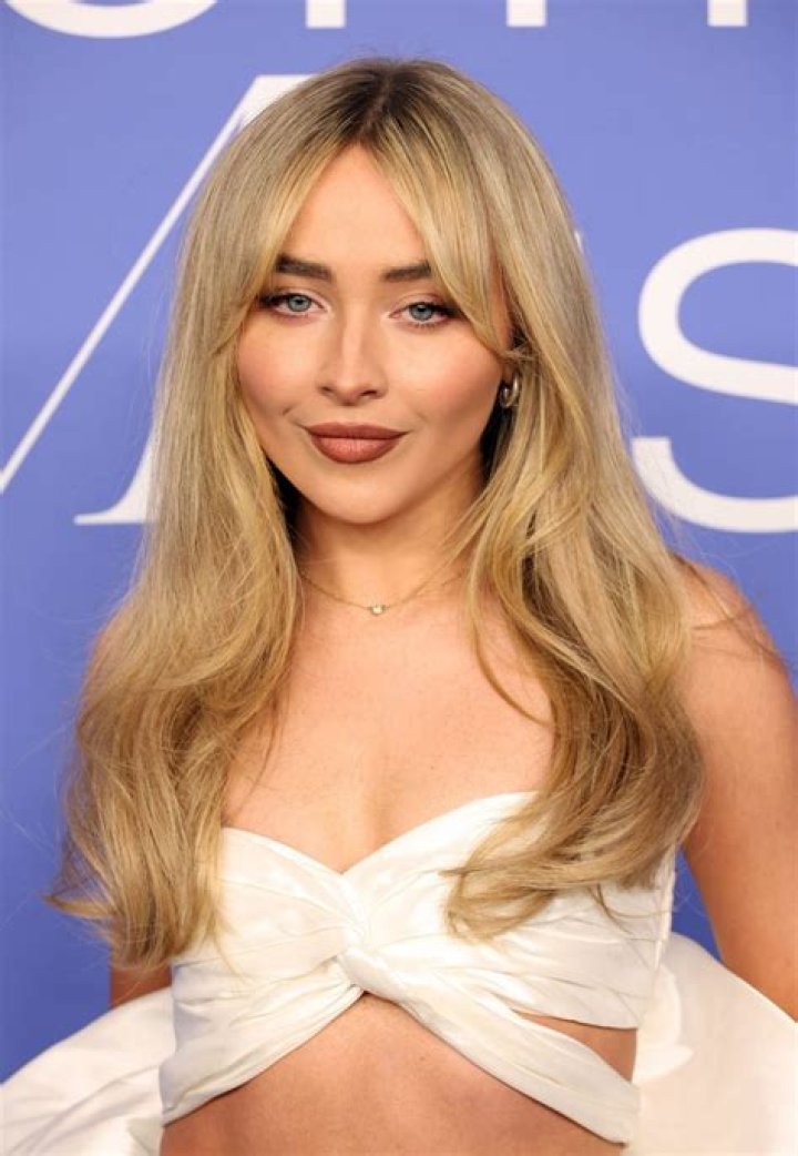 Sabrina Carpenter: The Rising Star of Hollywood