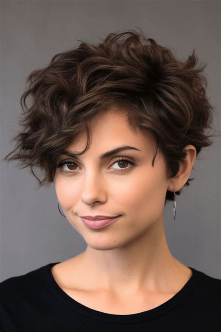 Short Hair Styles for Women: Trendy Looks to Inspire Your Next Cut