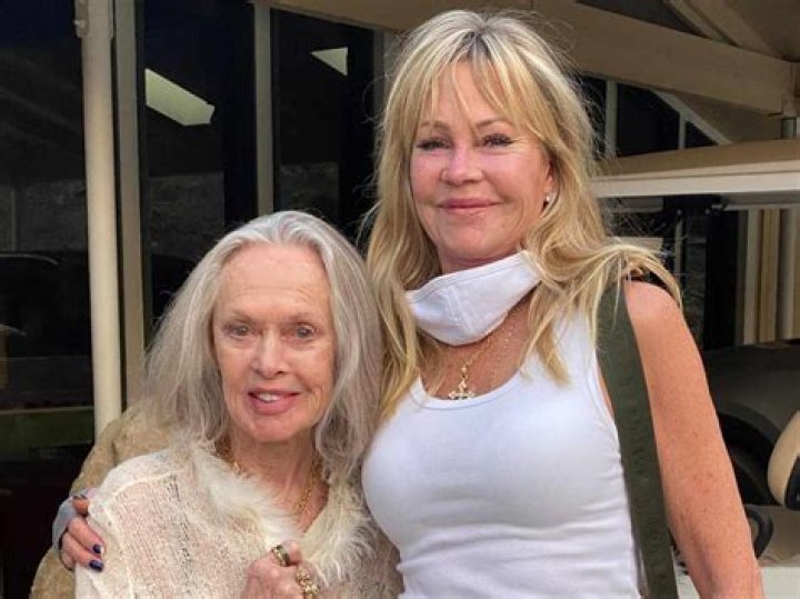 The Enchanting Evolution of Melanie Griffith: From Youthful Starlet to Timeless Beauty