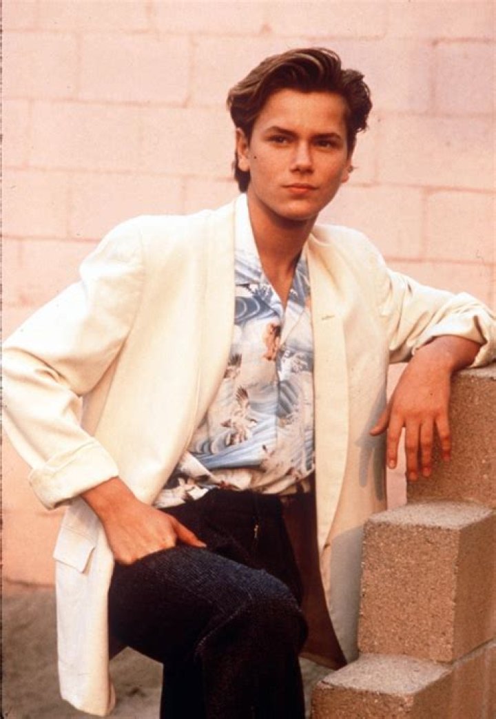Unveiling the Vibrant World of 1980s Men Fashion