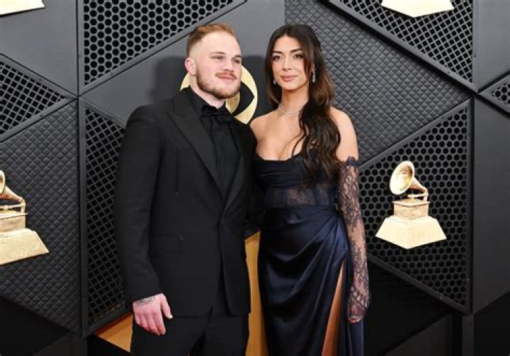 Zach Bryan's Ex-Wife: A Deep Dive into Their Relationship and Its Aftermath